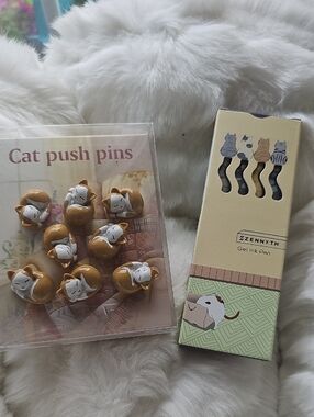 Brown and White Cat Push Pins Set